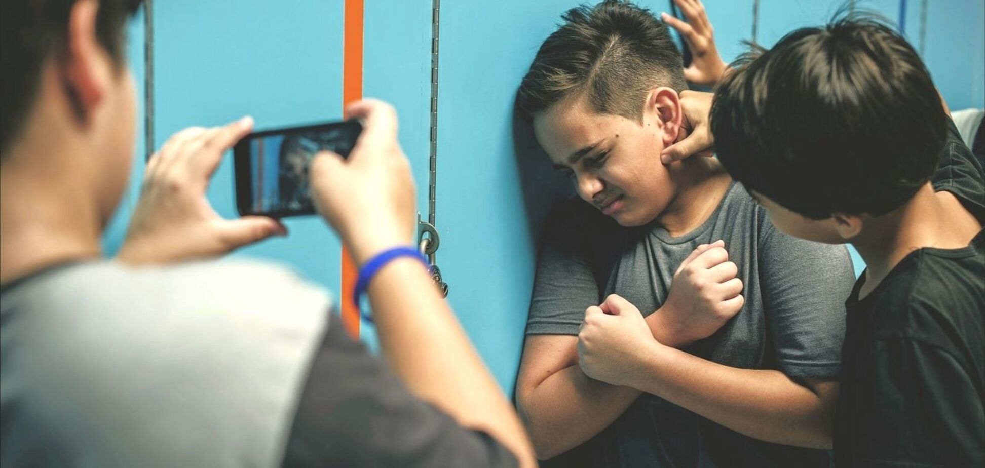 Травля в школе 'ломает' психику на десятилетия: что надо знать о буллинге