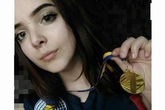 'Хоть убивай - ничего не будет!' Зверски избитая в Чернигове школьница сделала заявление