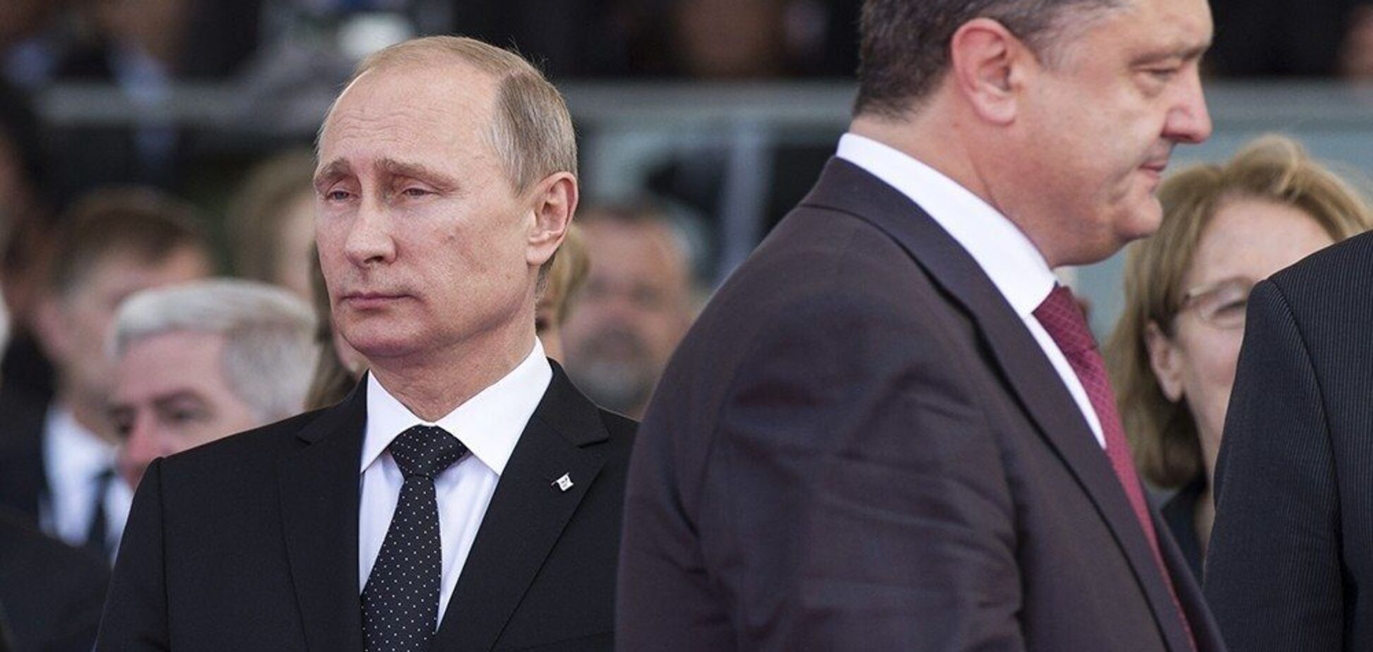 'Я вас розчавлю': Олланд розповів, як Путін погрожував Порошенку на переговорах у Мінську