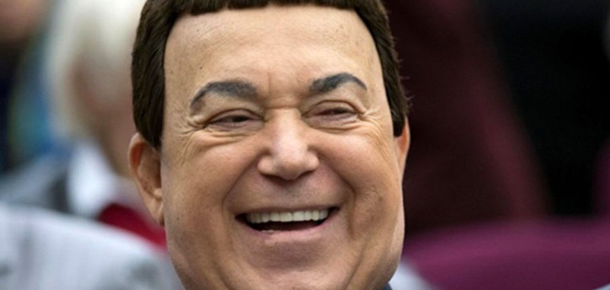 'На нем только парик и полотенце': выяснились подробности о домогательствах Кобзона