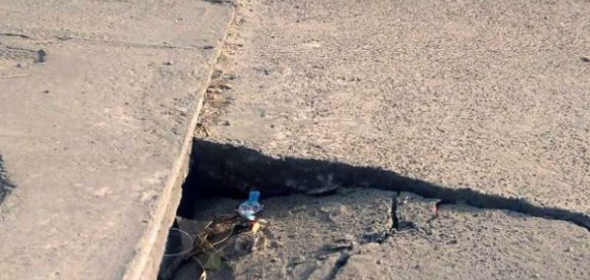 В Энергодаре ребенок провалился в яму