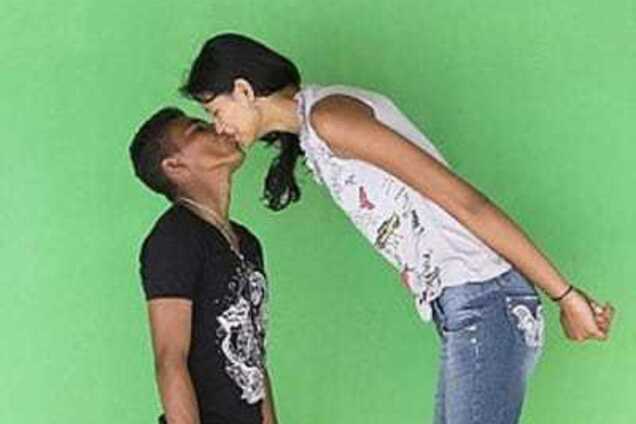 'Пенсия, тебе нравятся девочки, которые выше тебя?'