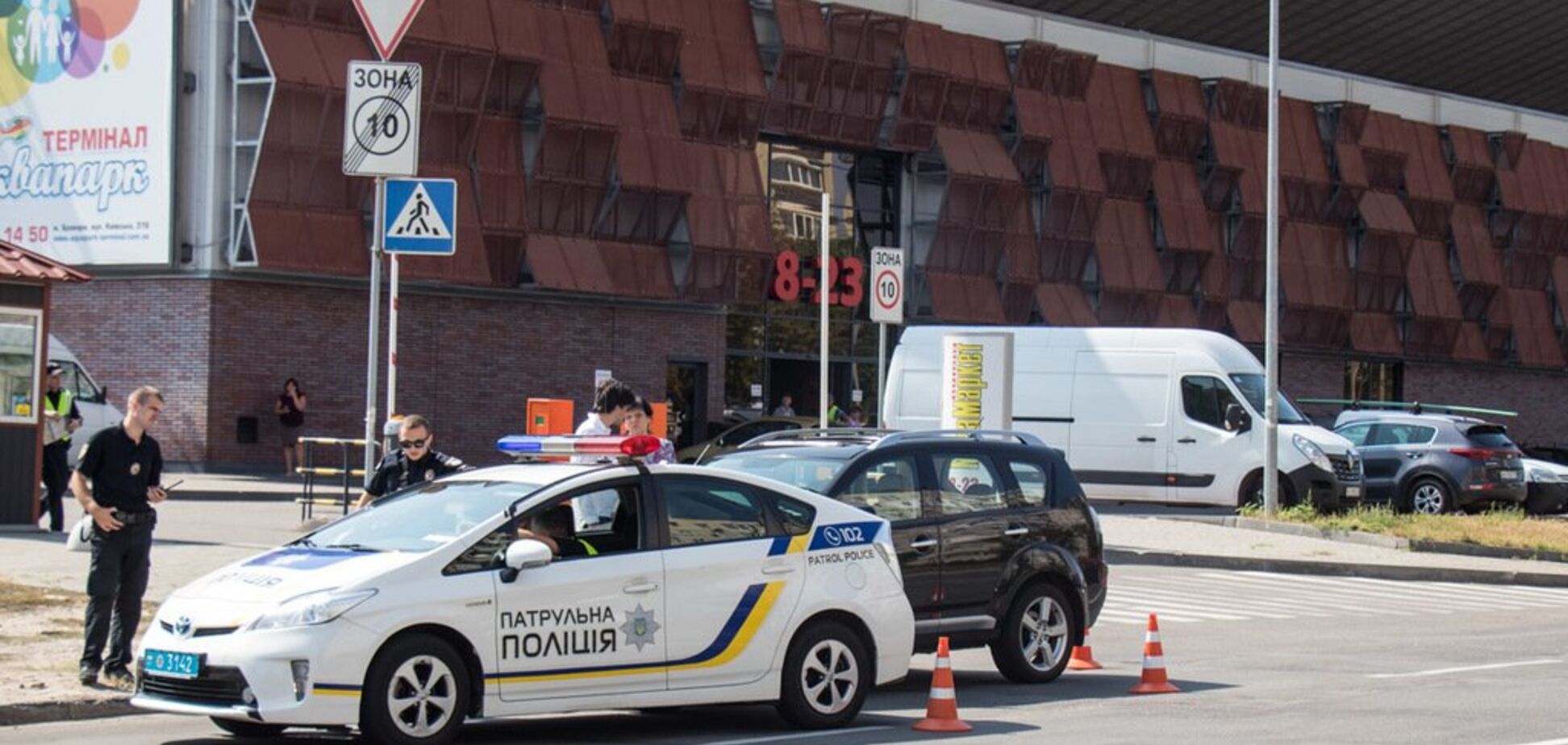 Мама сказала втекти: у Києві водій влаштував перегони з поліцією. Фото і відео