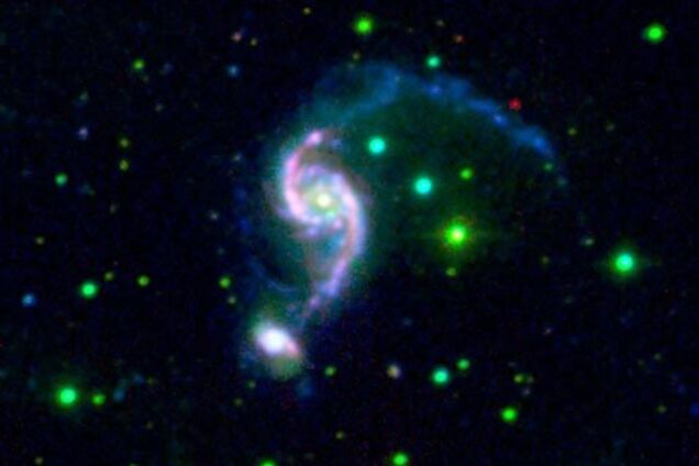 Загадочный сигнал: ученые обнаружили в космосе необъяснимое явление