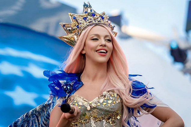 Оля Полякова