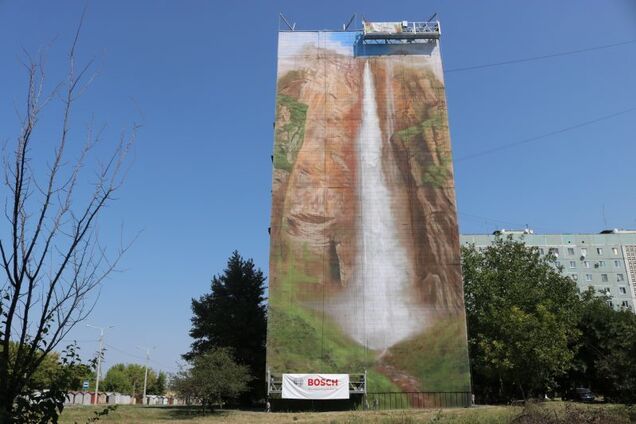 В Запорожье появился новый мурал