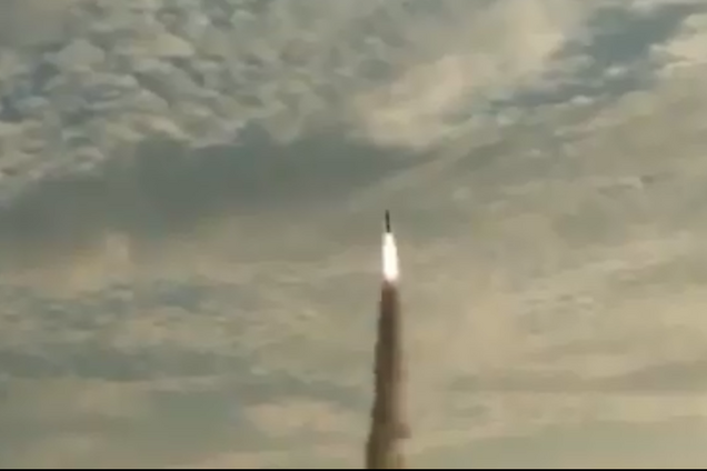 Китай випробував гіперзвукову зброю: з'явилося яскраве відео