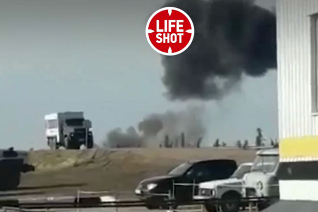 Стал уходить и закрутило: появилось видео момента авиакатастрофы в России
