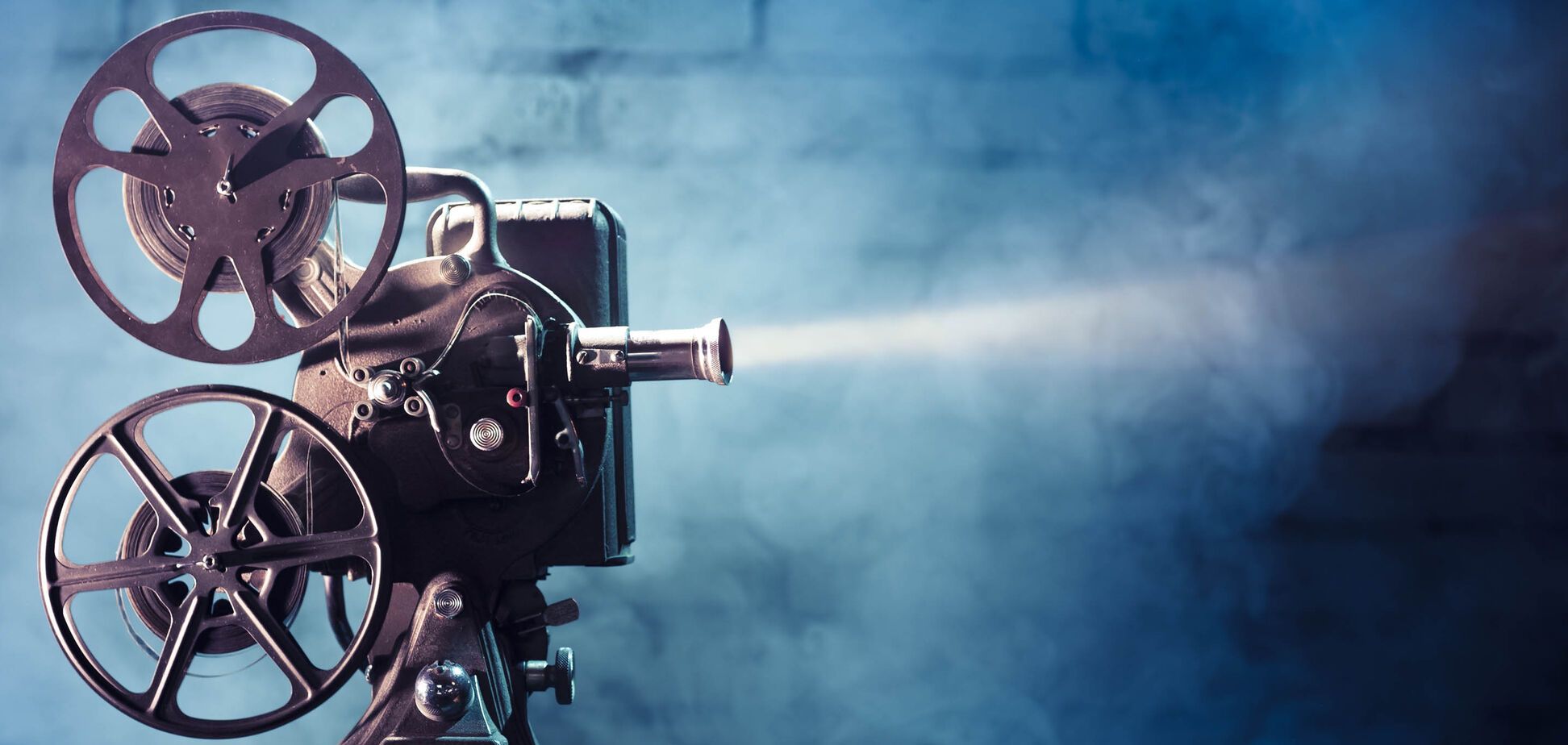 Сразу 18 фильмов: Гройсман анонсировал прорыв в киноиндустрии Украины