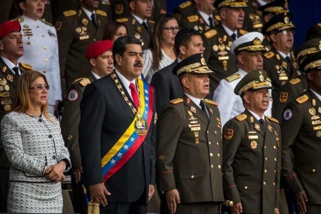 Покушение на президента Венесуэлы: глава страны назвал имя виновного