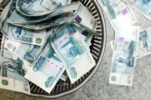 Санкции 'из ада' обвалили рынок в России: рубль - следующий