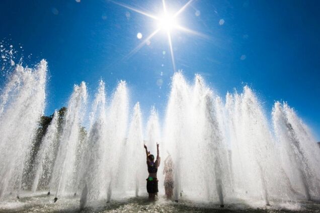 Україну накрила спека: синоптик уточнила прогноз погоди