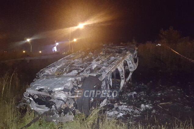 Поліцейські кинули напризволяще: у Києві водій живцем згорів у авто