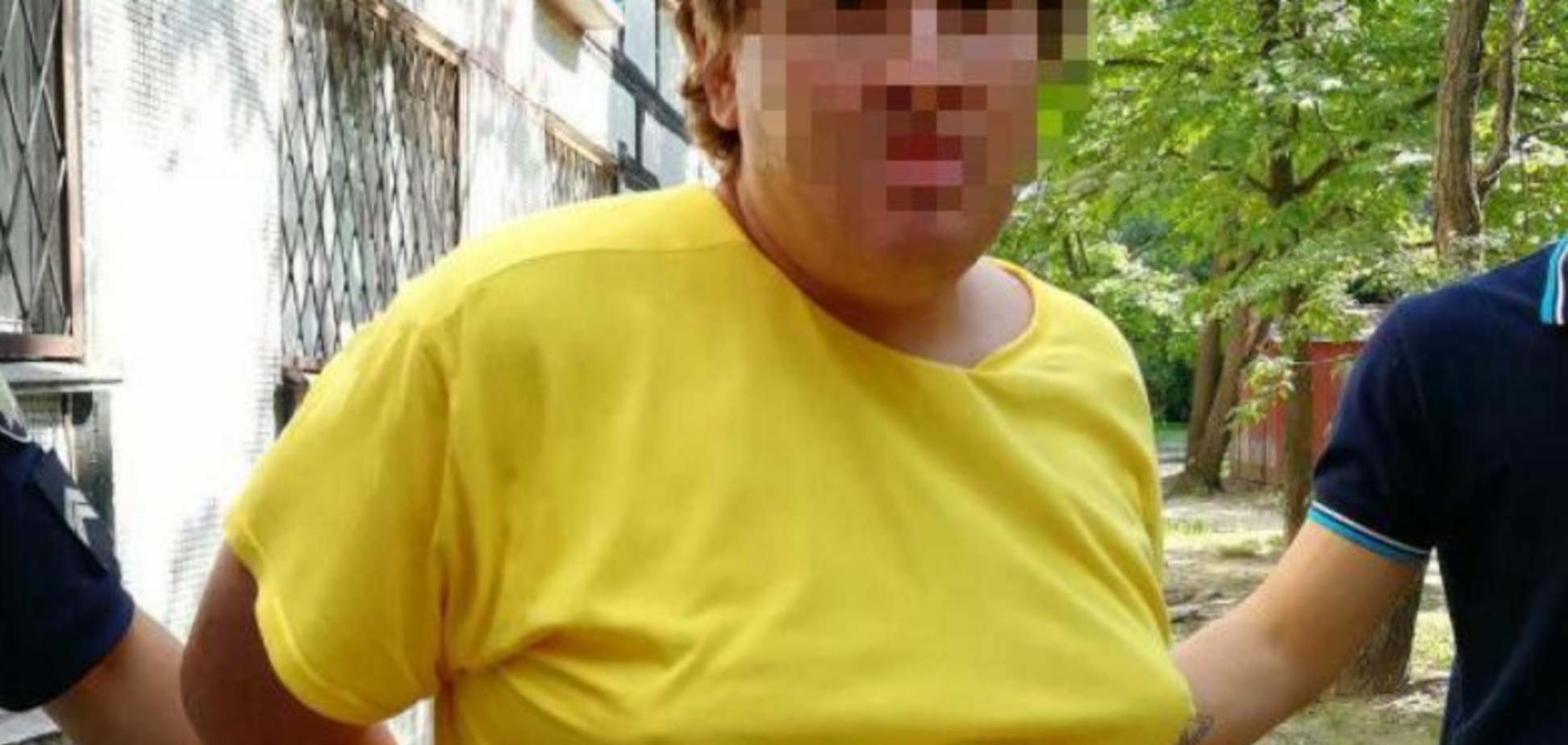 В Днепре поймали извращенца 'за работой': фотофакт