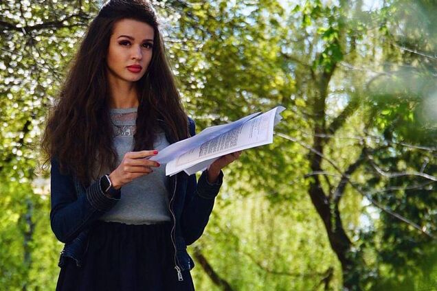 Виктория Сеник журналист