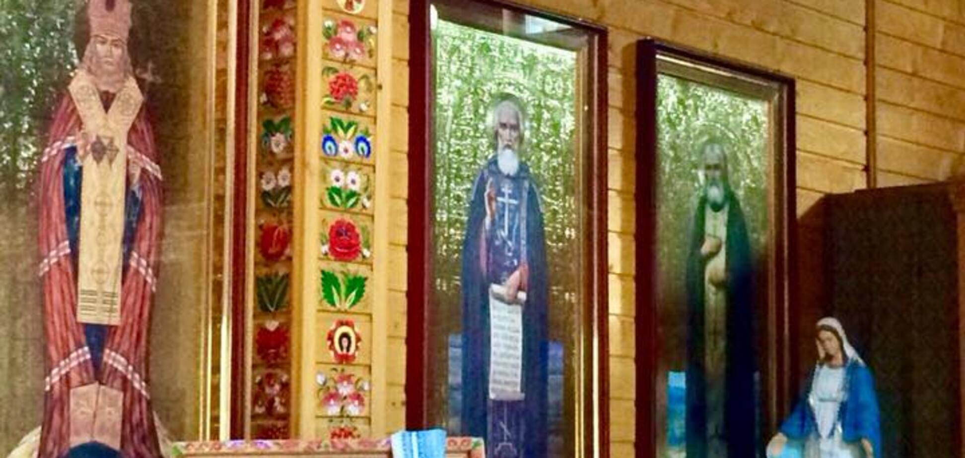 'Выдерживаем стиль': как в храме Днепра переборщили с росписью