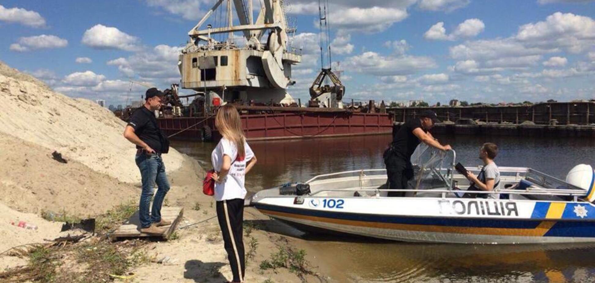 Нелегальний видобуток піску: у Києві впіймали на гарячому браконьєрів