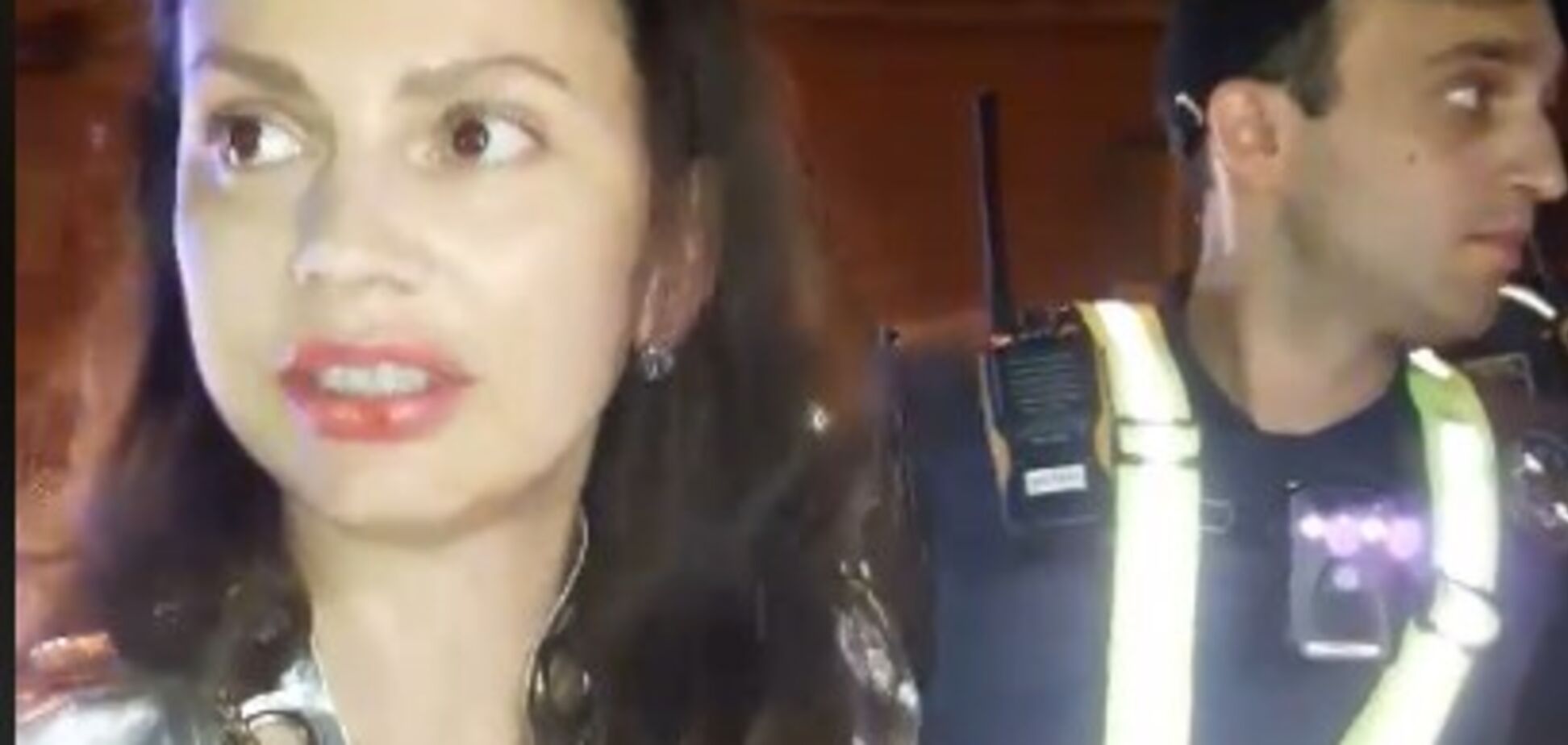 'Іди на**й!' У Тернополі п'яна за кермом влаштувала істерику копам