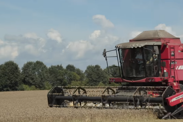 'Буде хліб - буде сильна Україна': Ляшко взяв участь у зборі врожаю