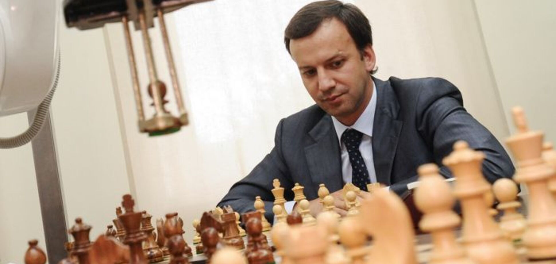 'Путинская корпорация': в Федерации шахмат Украины жестко высказались о кандидате на пост главы ФИДЕ