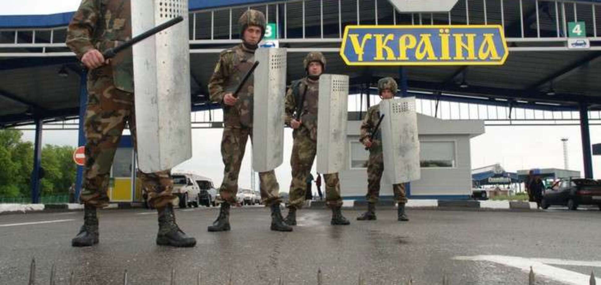 'У нас война!' Украину призвали закрыть автобусное сообщение с Россией