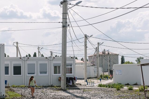 'Ізольовані гетто': журналісти розповіли, як живуть переселенці з Донбасу