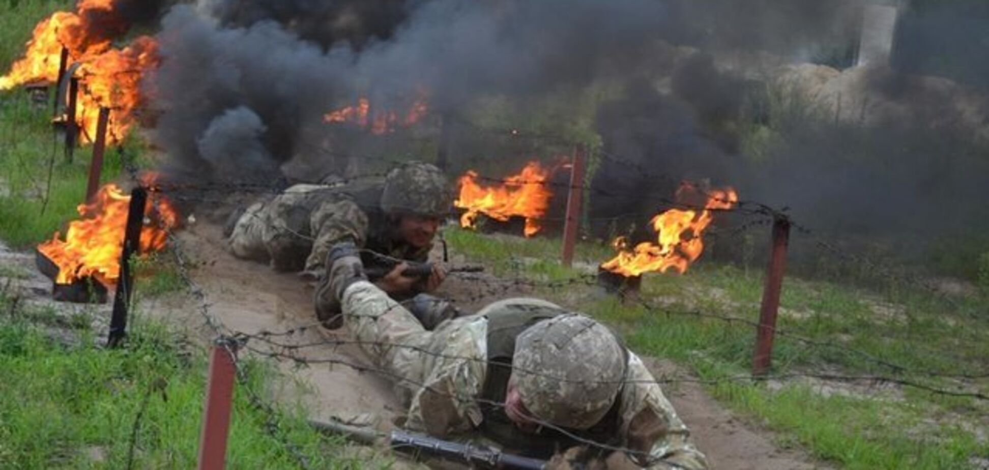 Прорвались сквозь огонь: появились мощные кадры с бойцами ВСУ