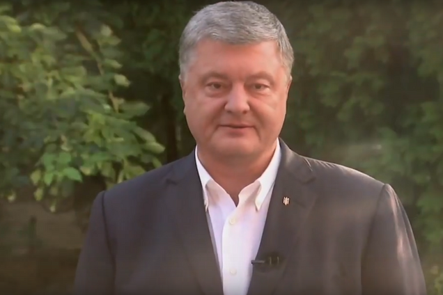 'Крым и Донбасс не отдадим!' Порошенко выступил с пронзительным посланием