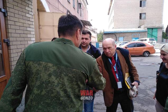 ''ДНР'' впервые пустили ОБСЕ к украинским заложникам
