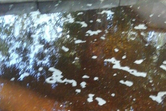 'Это же химический выброс!' В Крыму возникла паника из-за странного дождя