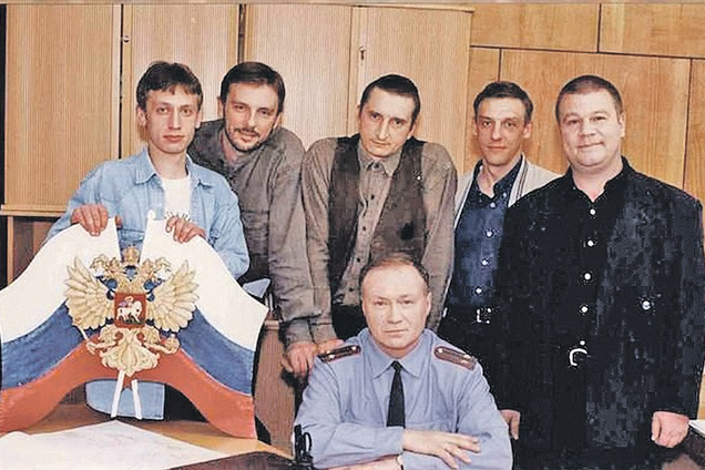 Улицы разбитых фонарей