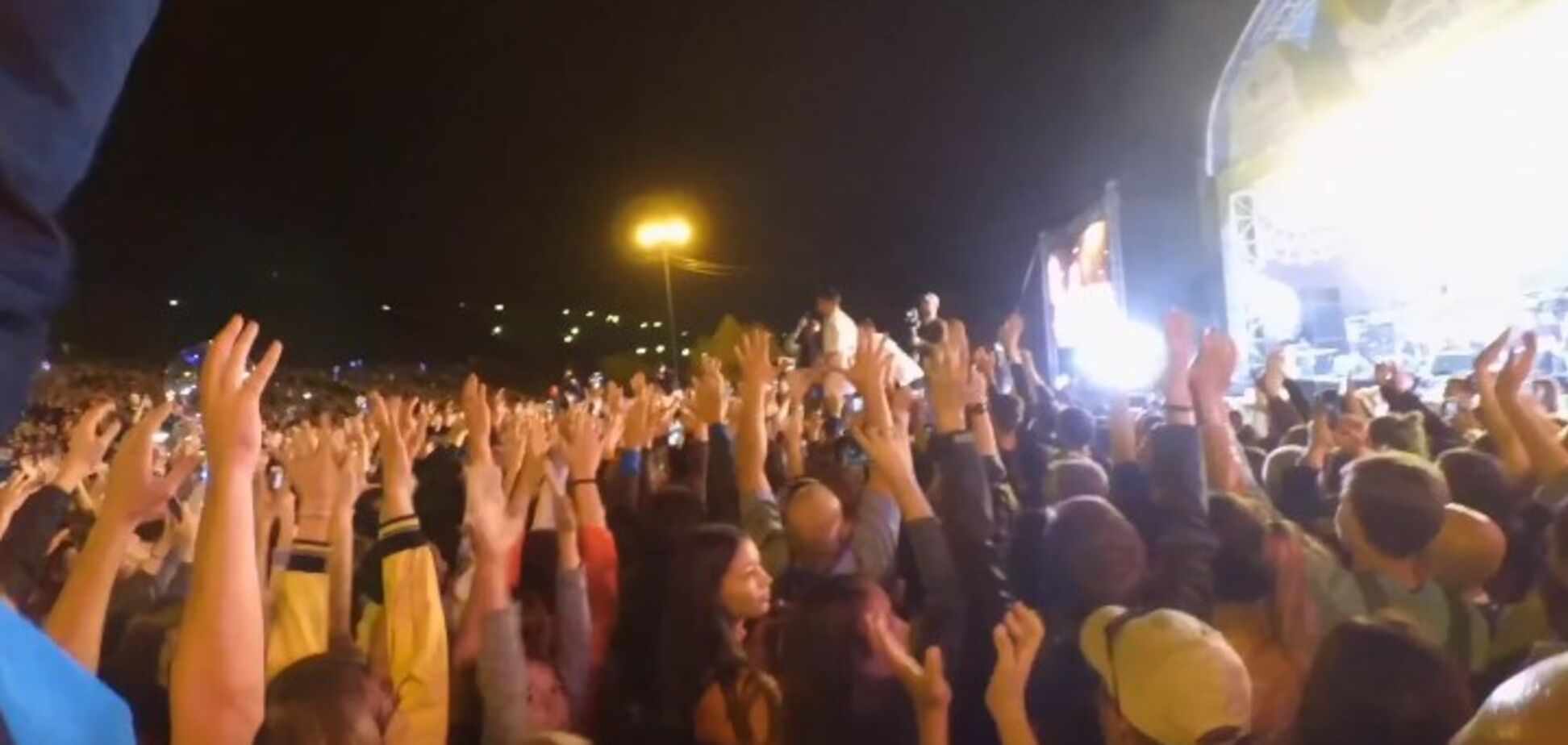 ''Як собакам'': гурт ''Дискотека Аварія'' присоромили в Росії