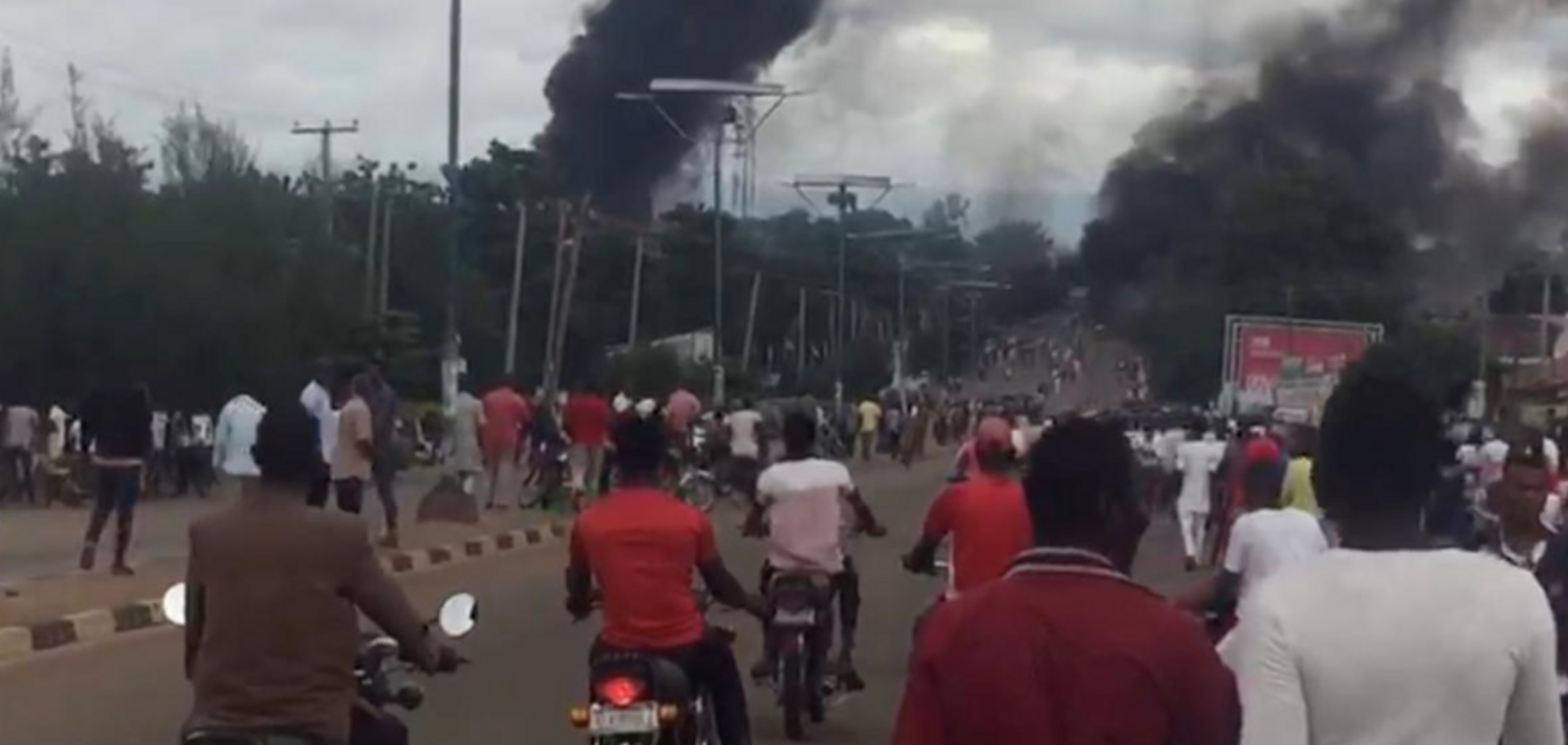 В Нигерии произошел мощный взрыв: десятки погибших, сотни раненых