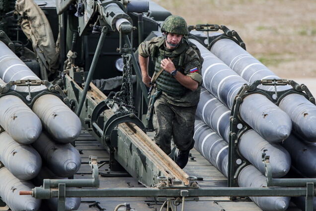 Сотні тисяч солдатів і армада техніки: Росія розпочала найбільші в історії військові навчання
