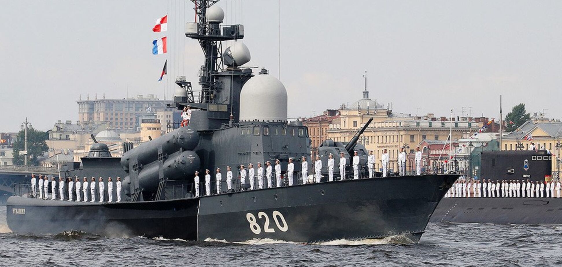 Корабель Росії зухвало повівся у морі щодо Латвії