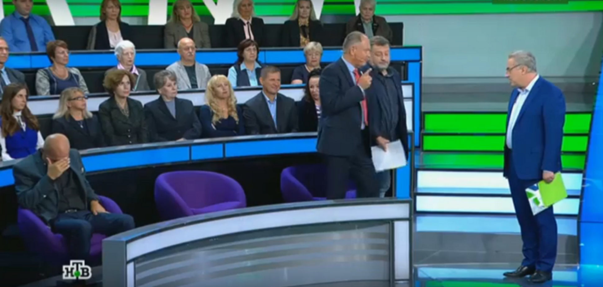 ''Вы боитесь правды!'' Украинец вывел российского пропагандиста в прямом эфире. Видеофакт