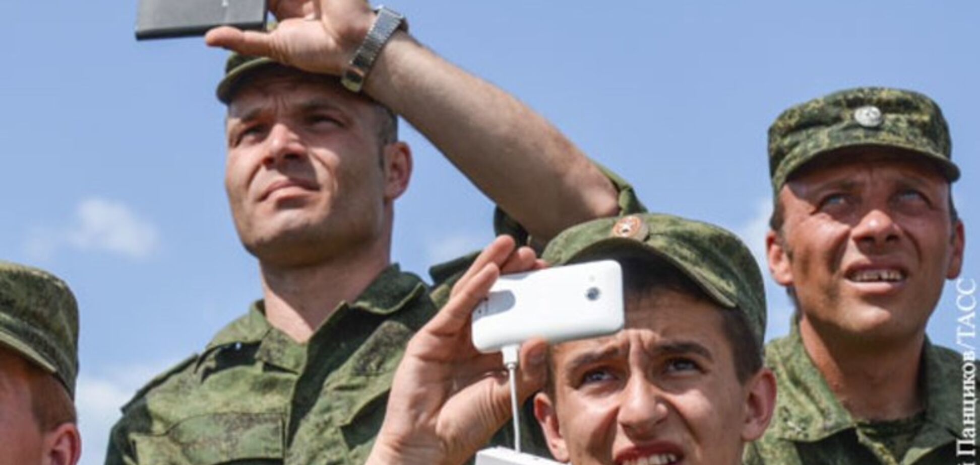 Кремль решил запретить российским военным 'сливать' данные в сети