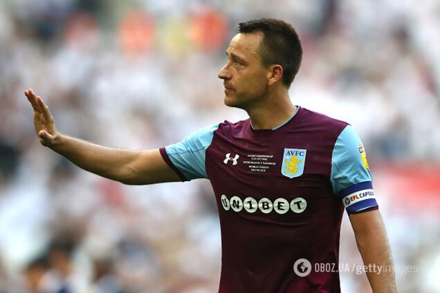 ''Я должен отказать'': жена не пустила легендарного Джона Терри играть в России