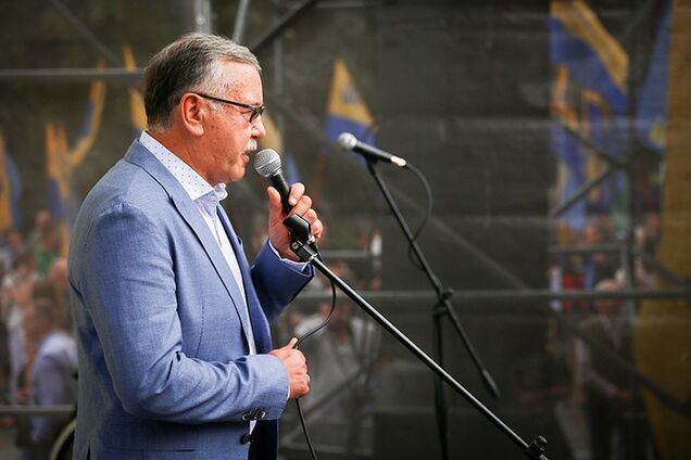 Проти Гриценка у Facebook влаштували провокацію із 'зустріччю блогерів'