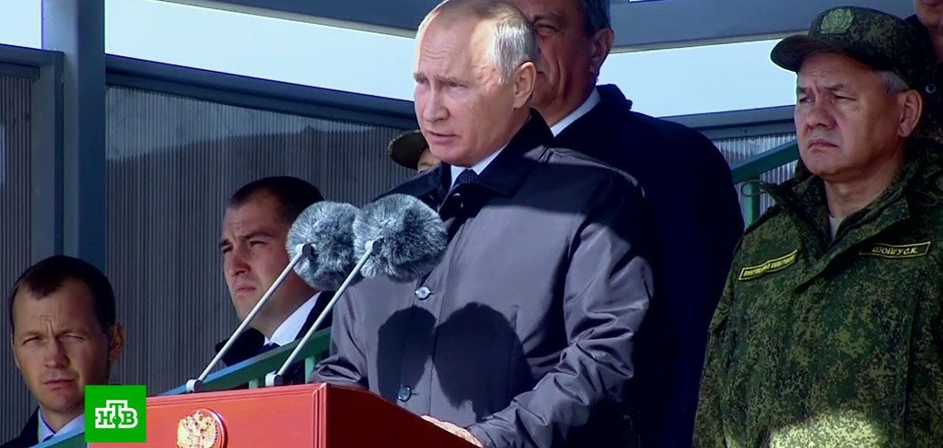 'Будь тричі проклятий!' Путін обурив мережу 'миролюбною' Росією