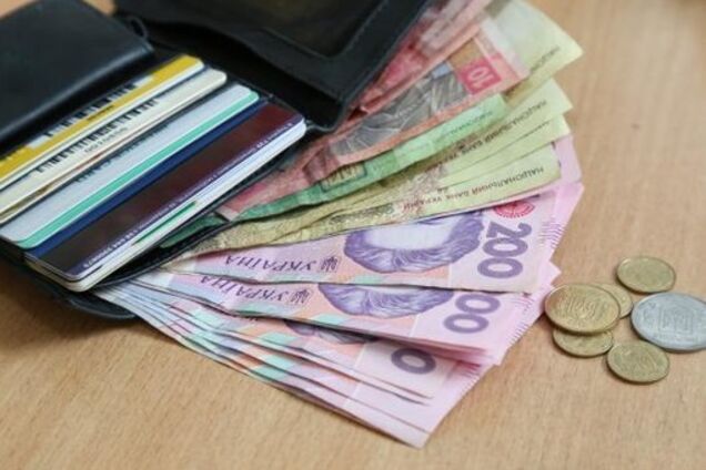 Середня зарплата: Україна вийшла на рівень до початку кризи