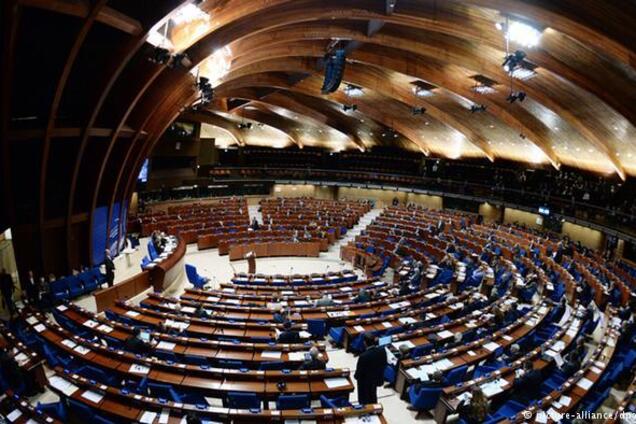 Росія відчайдушно намагається повернутись до ПАРЄ