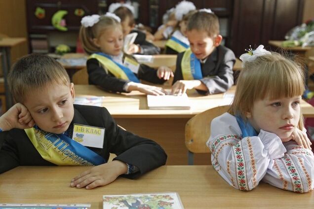 ''Впаривают пургу!'' Скандал с 'русским миром' и МОН разгорелся с новой силой