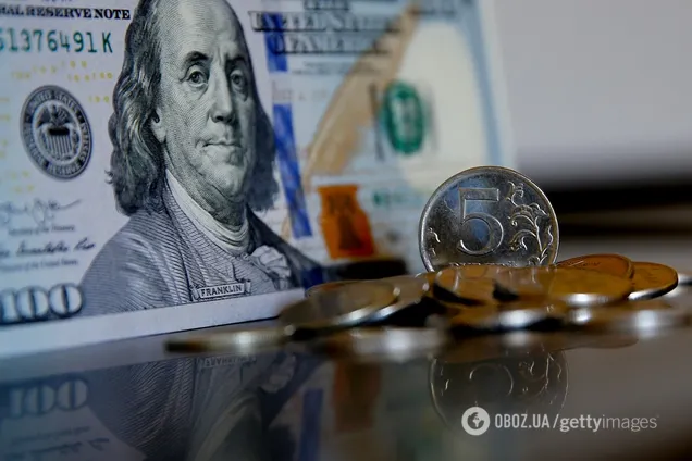 Курс долара в Україні: коли краще купувати валюту і що потрібно знати