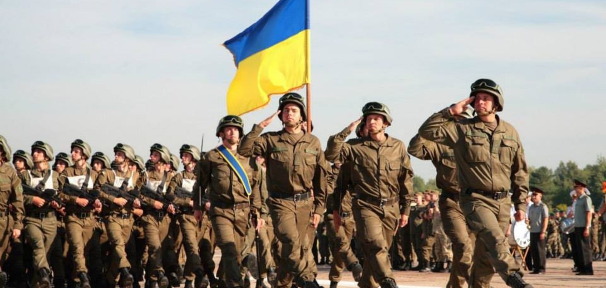 Осінній призов в Україні: Порошенко сказав, чи відправлять строковиків на Донбас