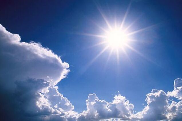 Бабине літо не відступає: синоптики дали прогноз на вихідні в Києві