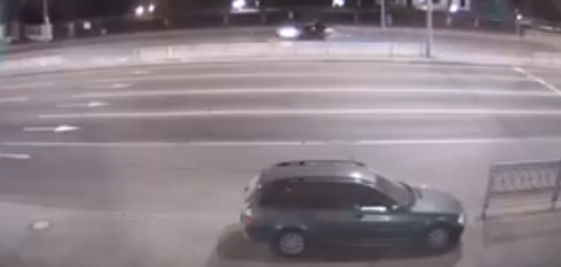 ''Шоу продолжается'': появилось видео ночных гонок мажора в центре Киева