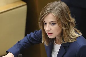 Разозлила людей Путина: в Госдуме расправились с "няшей" Поклонской