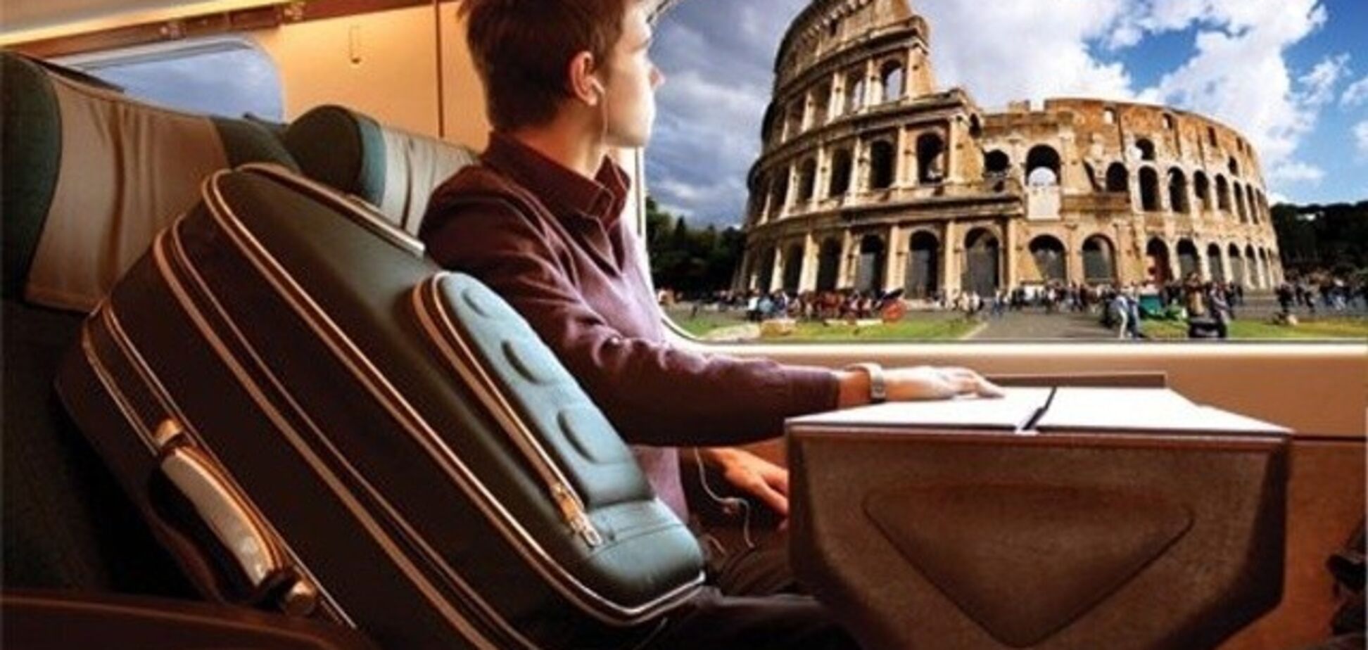 Кросівки, кіт або подушка? Що взяти з собою в подорож автобусом