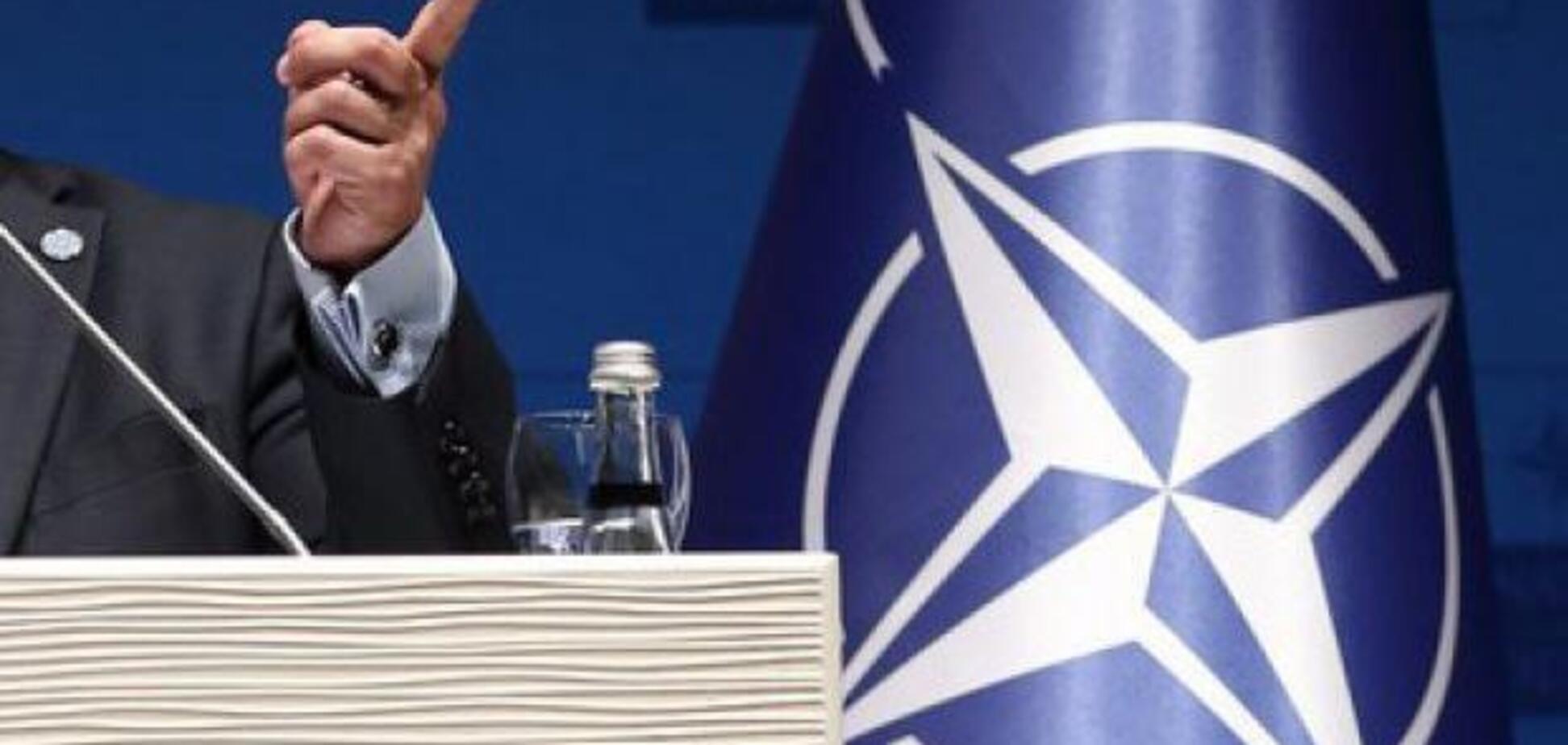 ''Сприймемо як напад'': НАТО зробив жорстке попередження Росії
